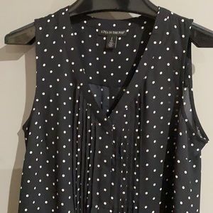 A Pea in the Pod Top